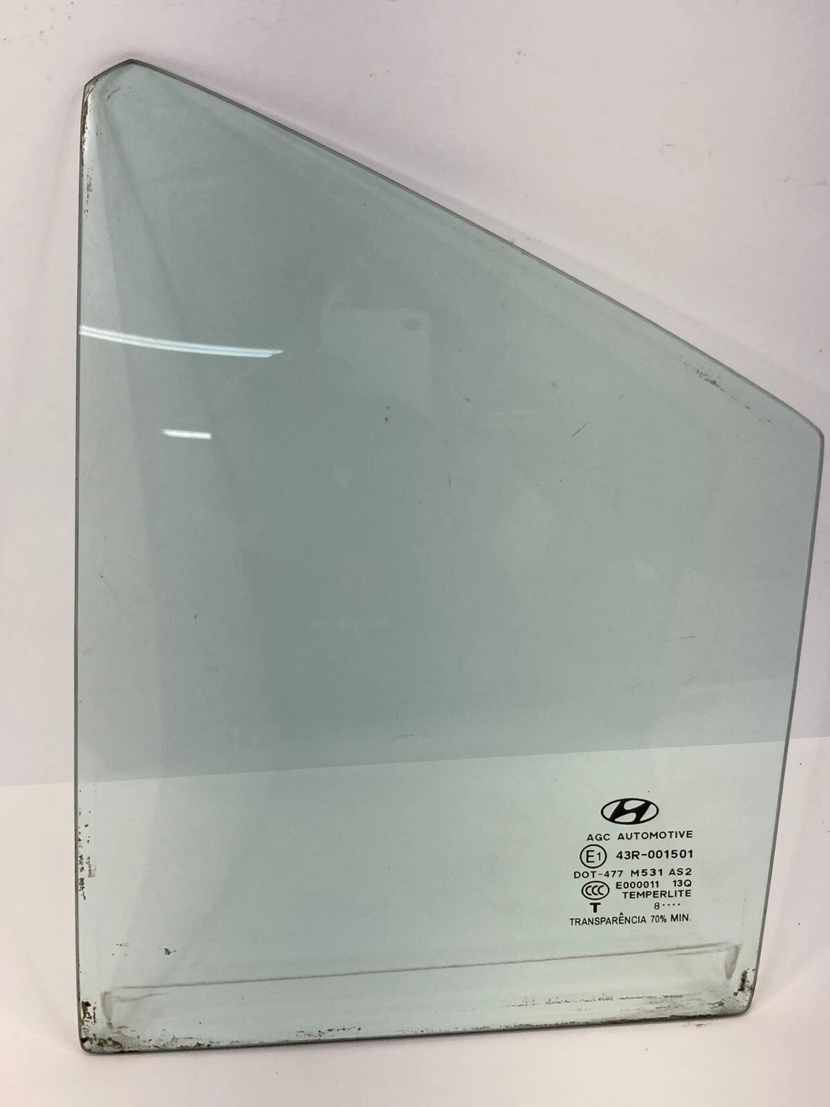 06-11 HYUNDAI ACCENT SEDAN REAR LEFT SIDE DOOR WINDOW FIXED VENT QUARTER GLASS