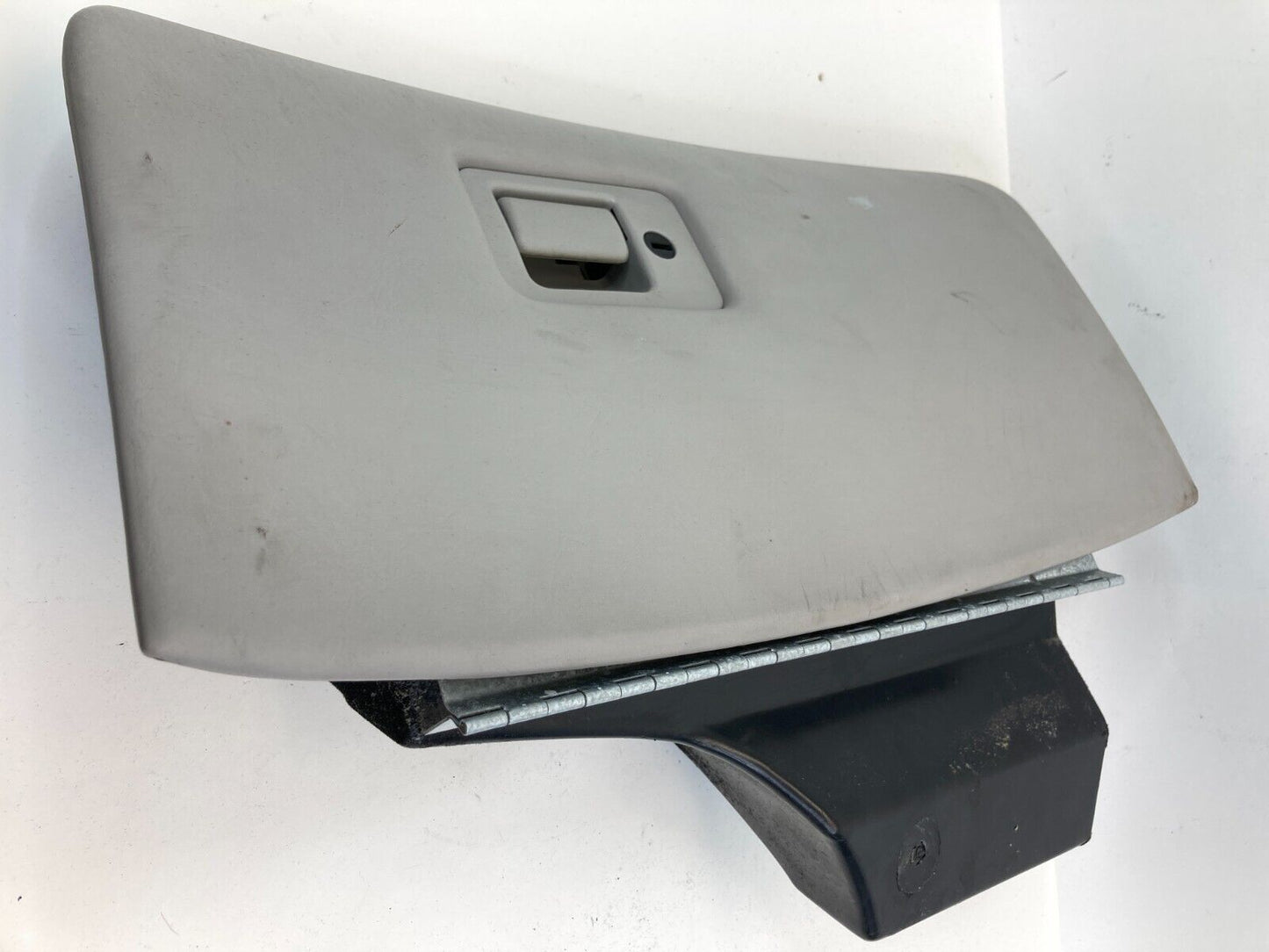 1998-2002 Lincoln Town Car Sedan Glove Box Storage Compartment Assy