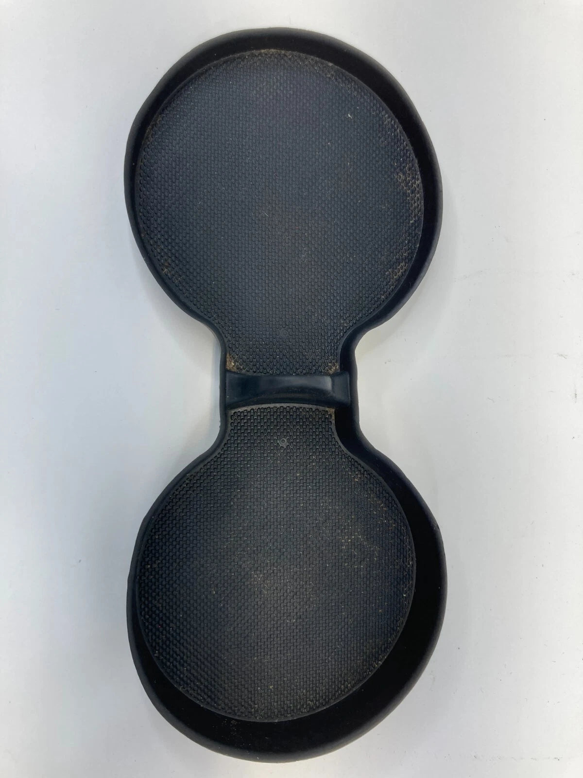 05-07 KIA SPORTAGE FRONT CENTER CONSOLE CUP HOLDER RUBBER MAT INSERT 84628-1F000