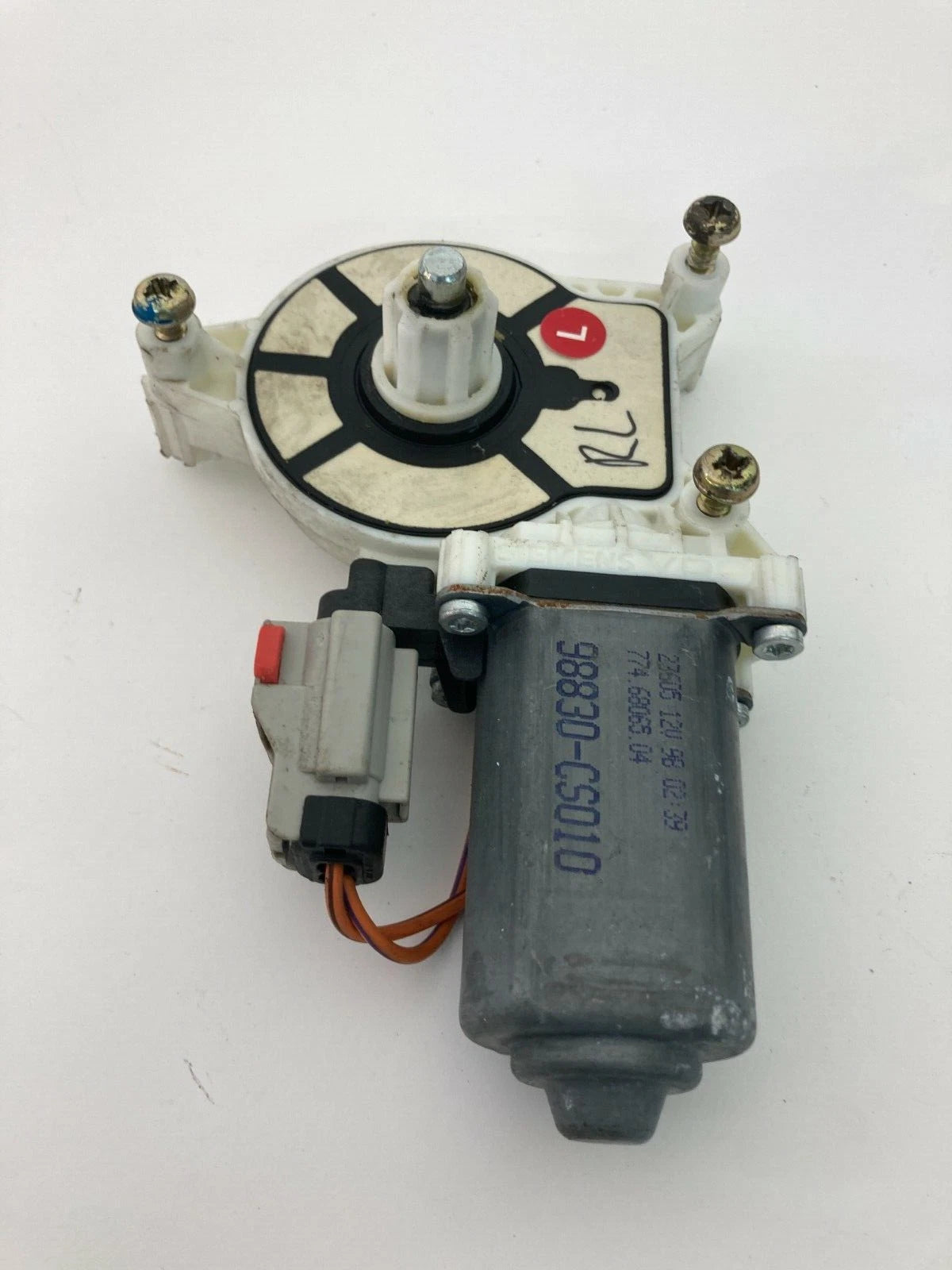 2004-2007 CHRYSLER PACIFICA REAR LEFT SIDE DOOR POWER WINDOW MOTOR 98830-CS010