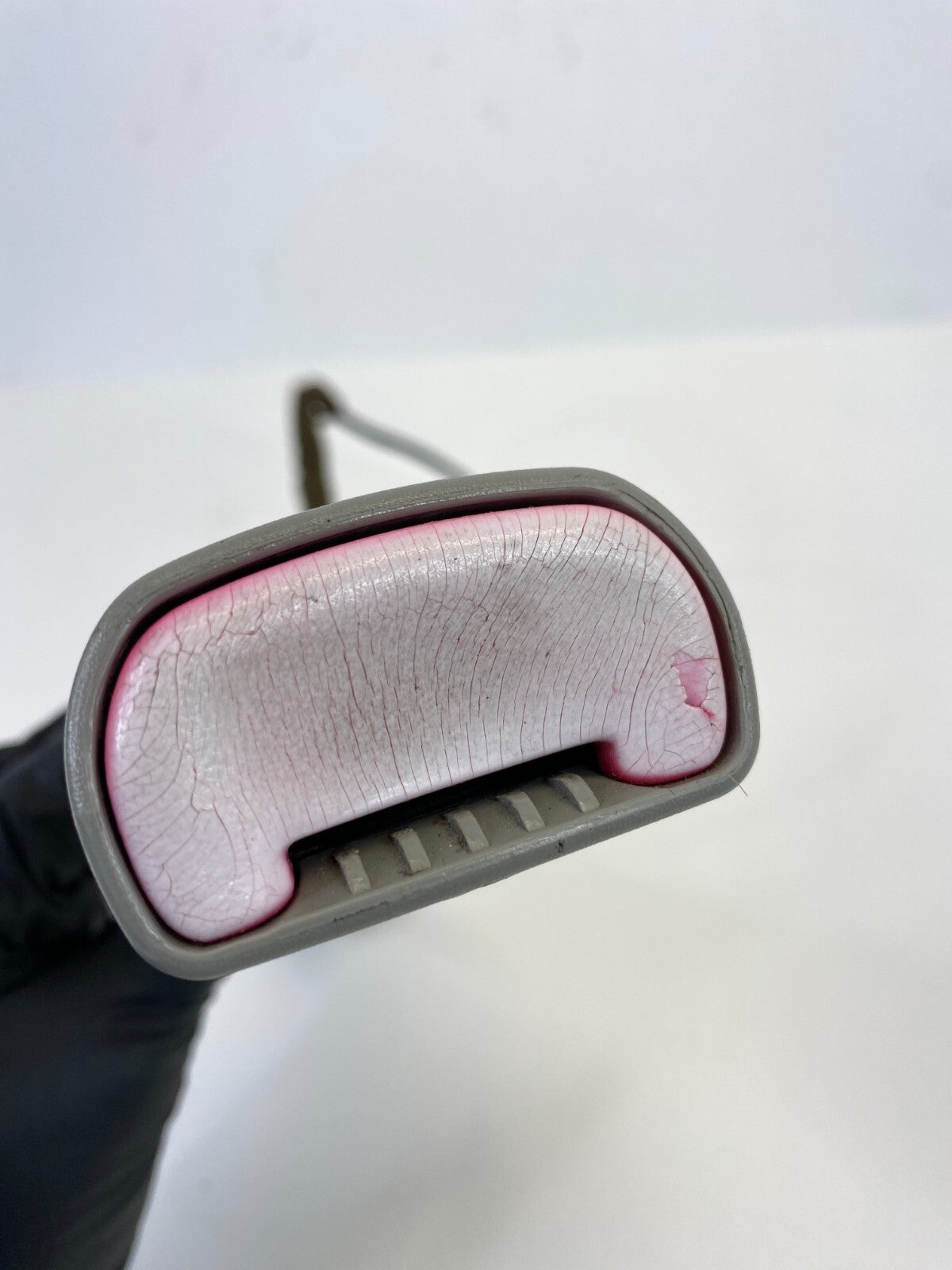 2008 Saturn Vue SUV Front Right Passenger Side Seat Belt Buckle OEM