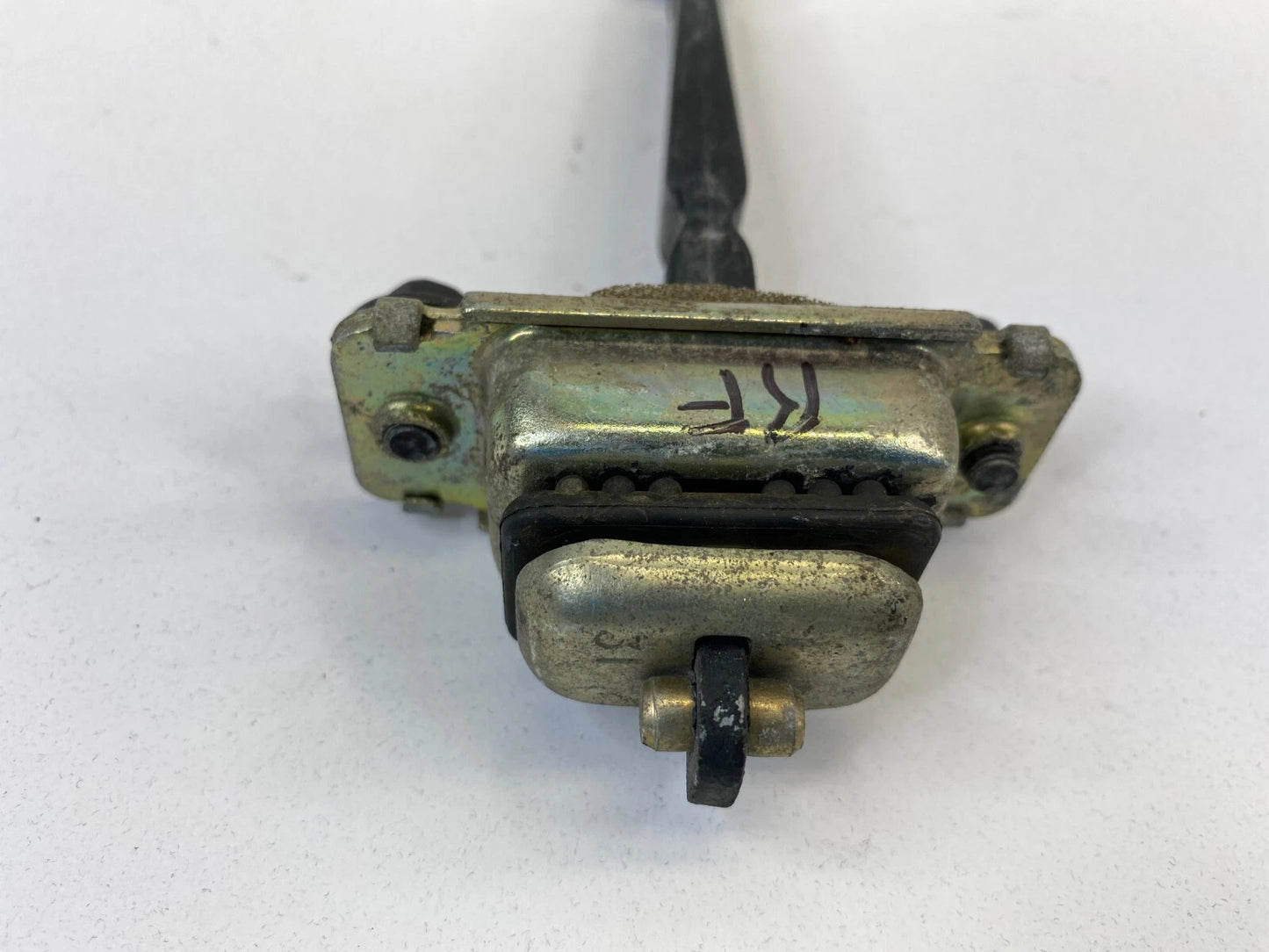 2003-2008 HONDA PILOT FRONT RIGHT PASSENGER DOOR CHECK STOPPER DETENT HINGE OEM