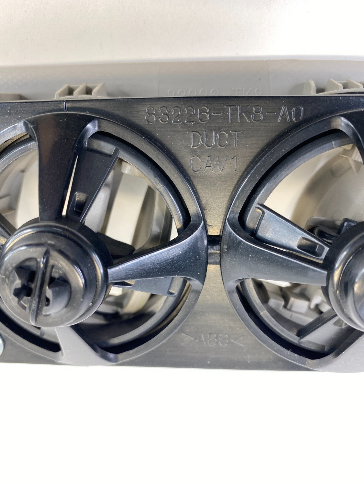 11-17 Honda Odyssey Rear Overhead Dome Map Lamp Light w/ Air Vent 83226-TK8-A0