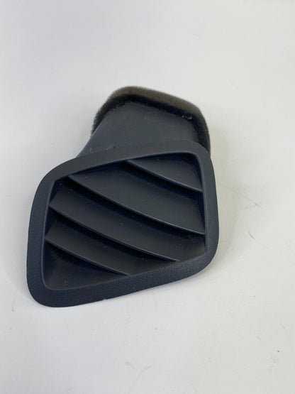 04-06 Hyundai Elantra Dash Front Left Driver Side A/C Air Vent Outlet Grille OEM
