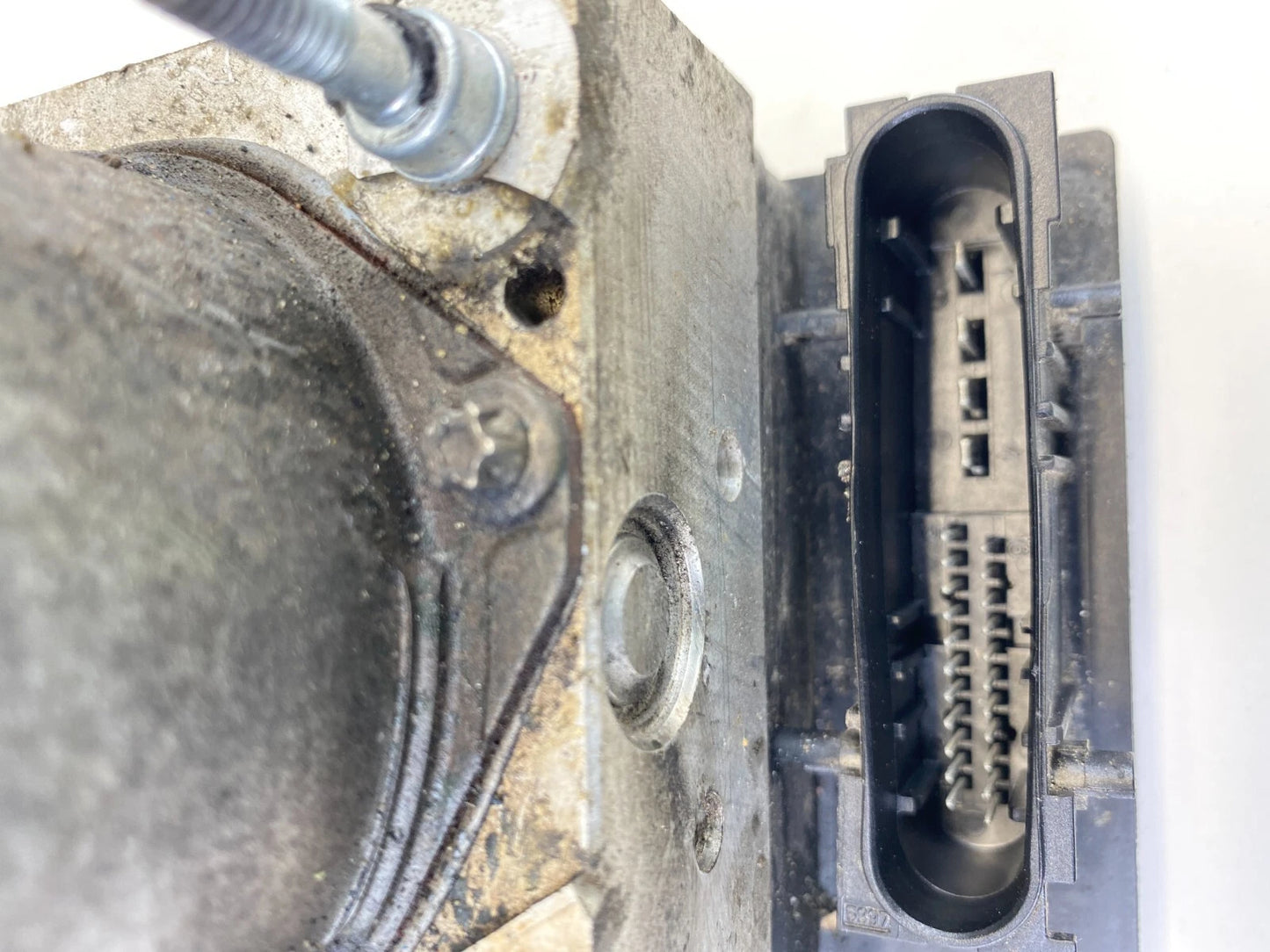 2011 2012 Nissan Altima 2.5L FWD Anti Lock Brake ABS Pump Module 47660-ZX60A