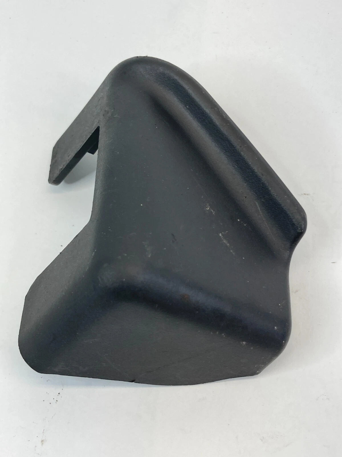 06-12 FORD FUSION FRONT RIGHT SEAT FORWARD FOOT COVER CAP OUTER 6E5354130A02AAW