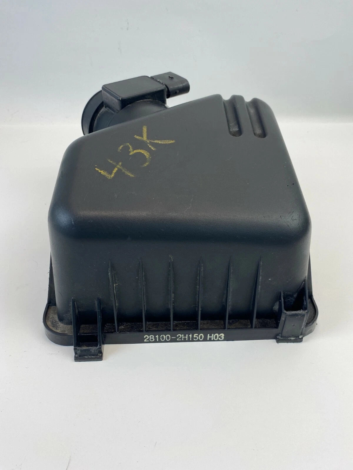 2006-2010 HYUNDAI ELANTRA 2.0L AIR INTAKE CLEANER BOX UPPER COVER OEM 281112H100