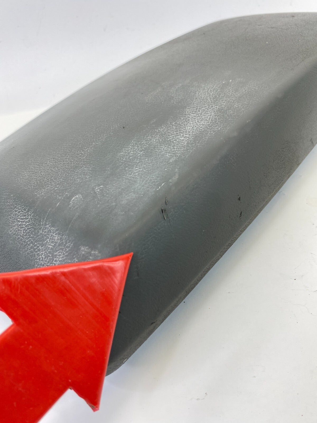 2005-2007 Dodge Magnum Center Console Lid Armrest Arm Rest 1057280BD5AB OEM