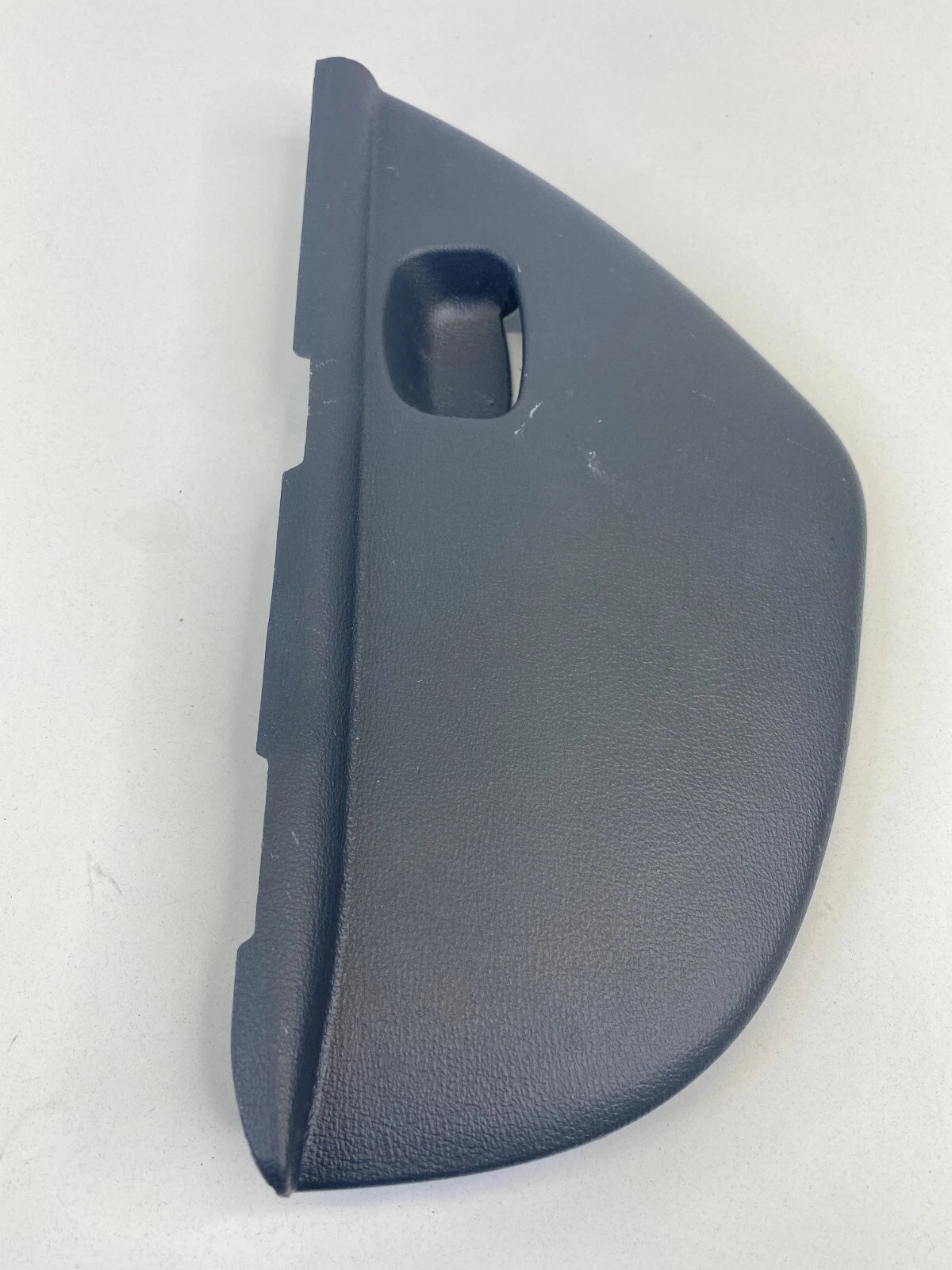 07-10 HYUNDAI ELANTRA RIGHT PASSENGER SIDE DASH END CAP COVER TRIM 84718-2H000