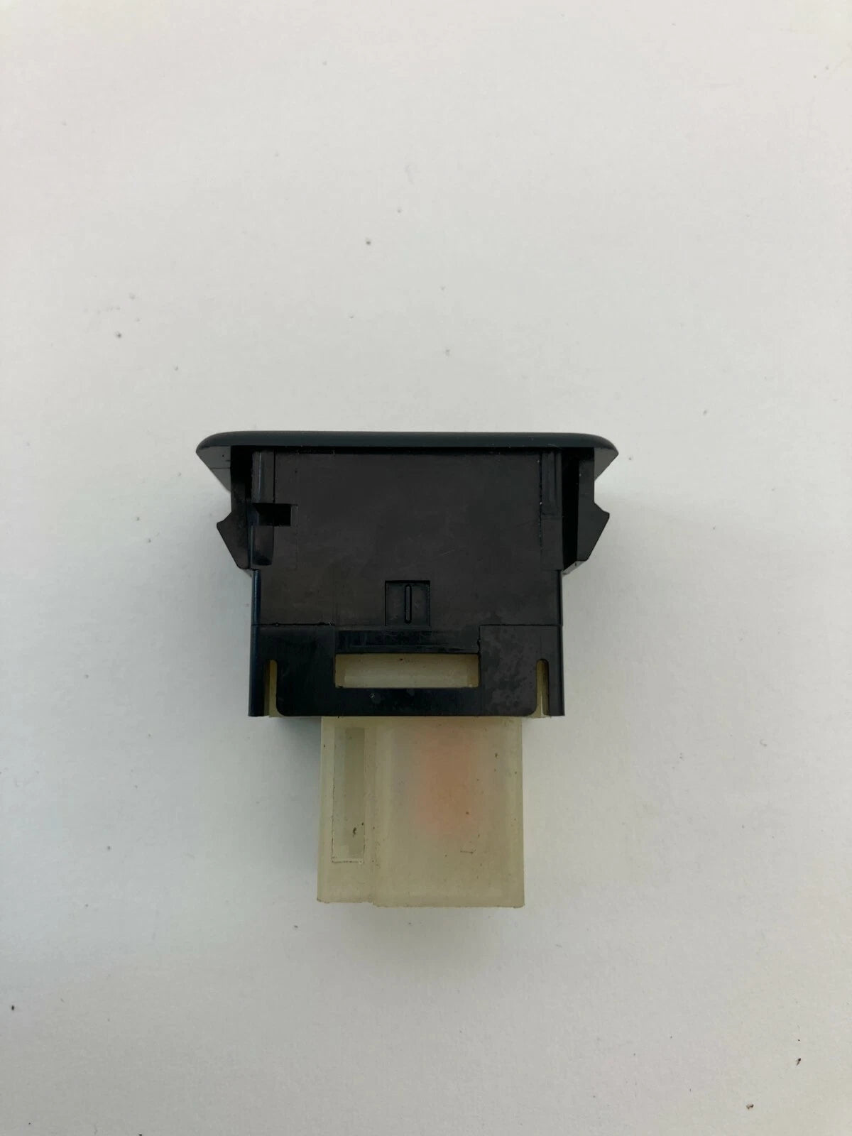 2000 01 02 03 04 05 2006 NISSAN SENTRA TRUNK RELEASE OPEN OPENER BUTTON SWITCH