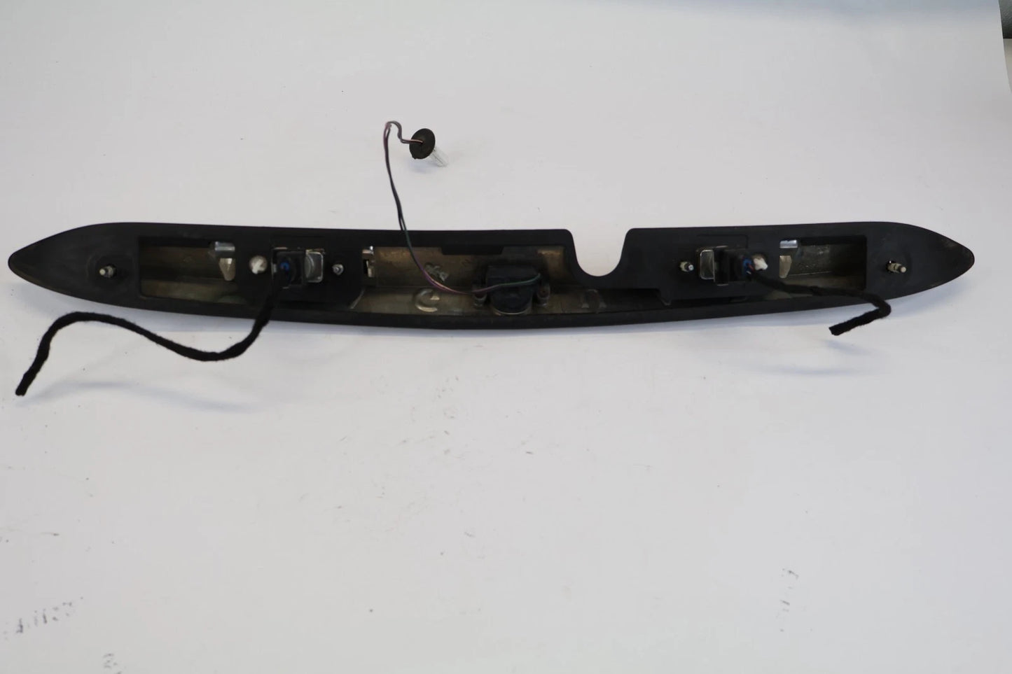 2000-2004 JAGUAR S-TYPE REAR TAILGATE TRUNK HANDLE W/ LICENSE PLATE LIGHTS OEM