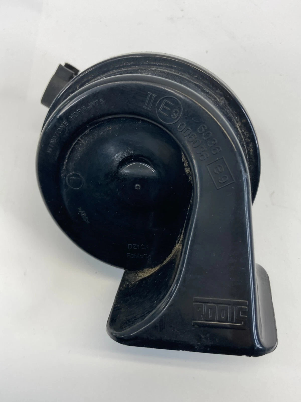 2008-2012 FORD ESCAPE LOW NOTE HORN ALARM SIGNAL TONE OEM 8L8T-13802-BA