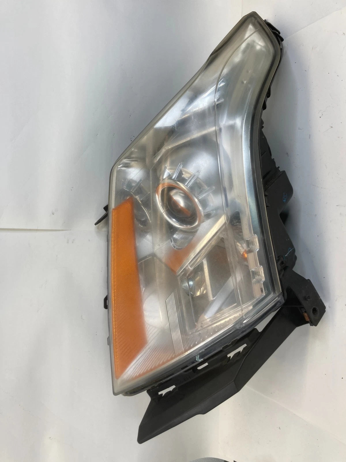 2010-2016 CADILLAC SRX LEFT DRIVER SIDE HALOGEN HEADLIGHT HEADLAMP 9483270 OEM