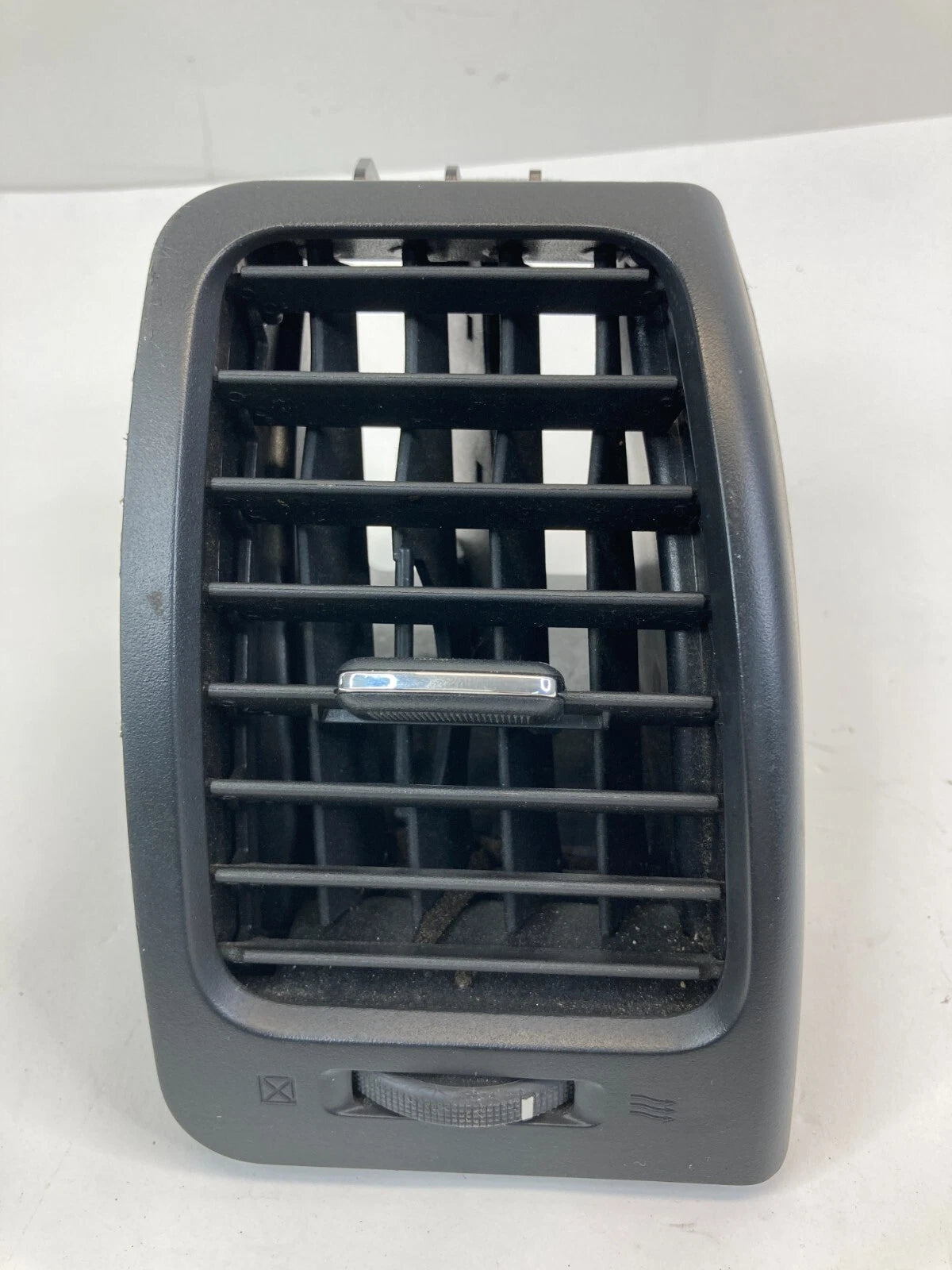 2007-2013 NISSAN ALTIMA FRONT RIGHT DASH A/C AIR VENT GRILLE RH 68760-JA00C OEM