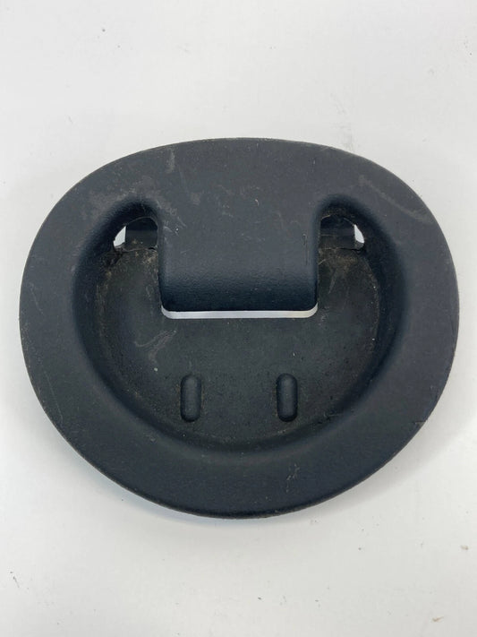 2004-2006 CADILLAC SRX REAR SECOND ROW SEAT CHILD SEAT ANCHOR PLATE TRIM CAP