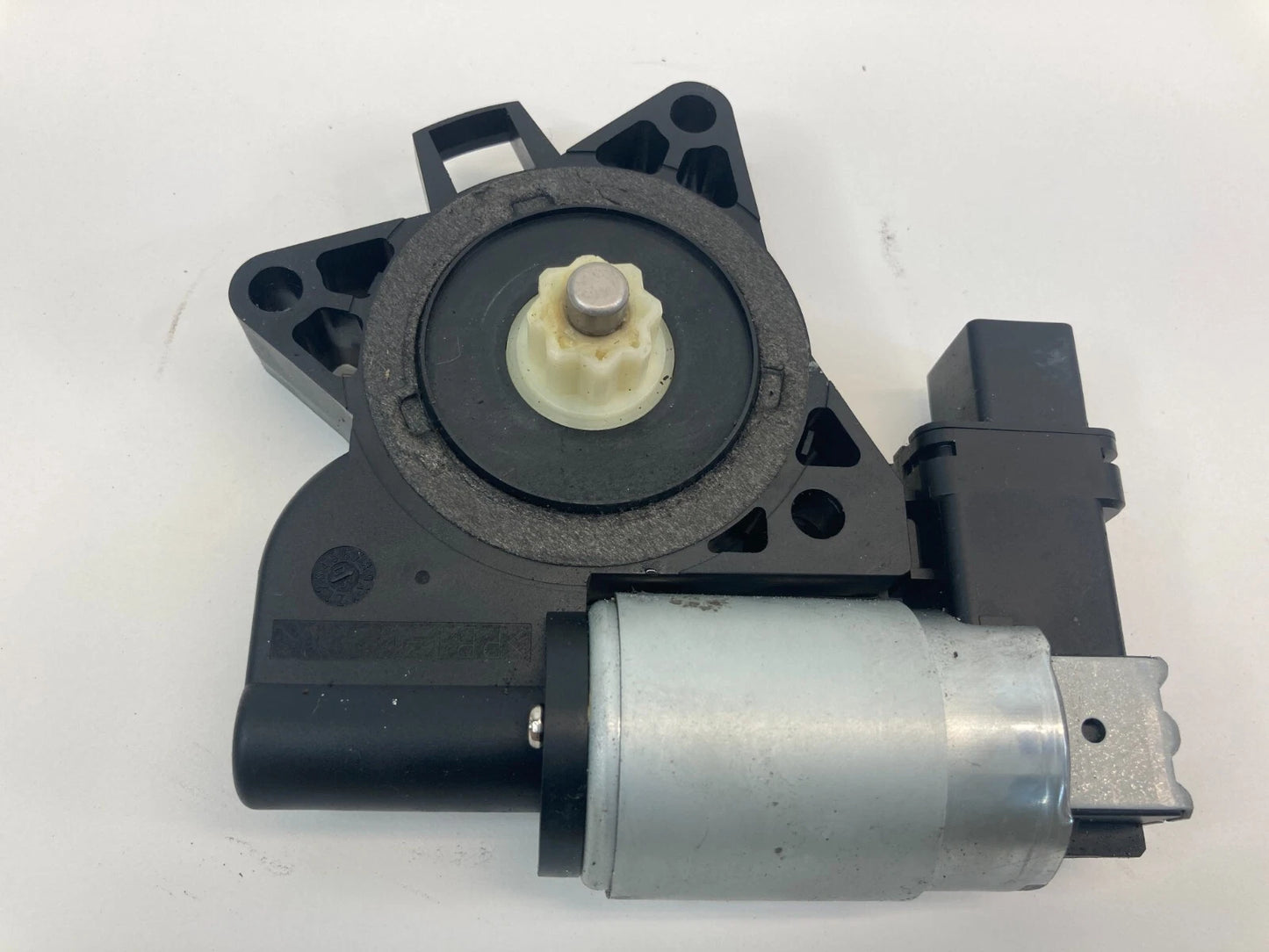 2004-2009 MAZDA 3 SEDAN REAR LEFT SIDE DOOR POWER WINDOW MOTOR GJGA-5858X OEM