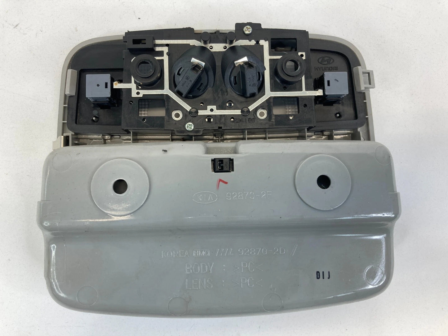 2004-2009 KIA SPECTRA SEDAN FRONT OVERHEAD CONSOLE DOME MAP LIGHT LAMP 92870-2F