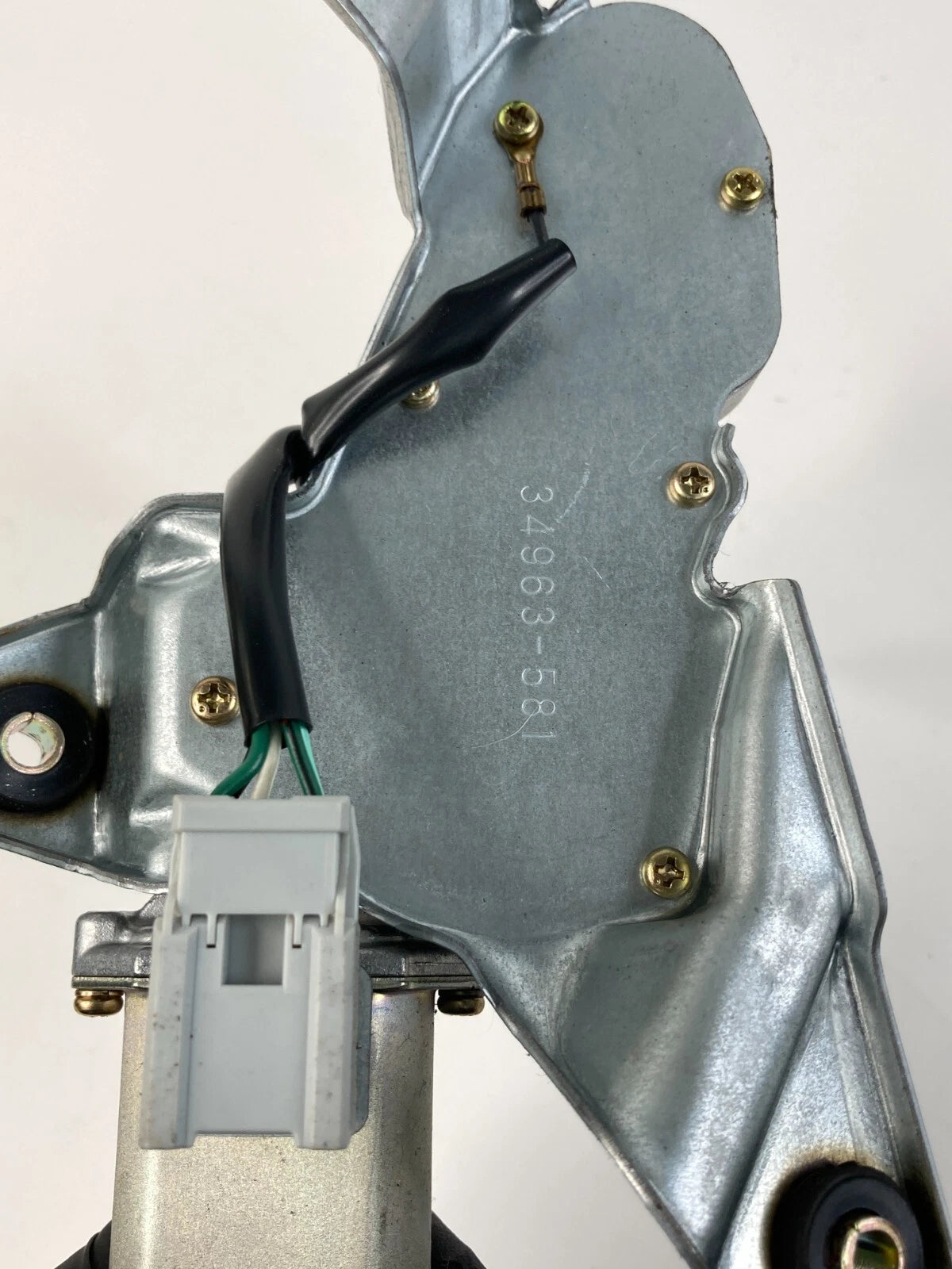 2002-2006 HONDA CR-V REAR WINDSHIELD WIPER MOTOR ASSEMBLY 34963-581 OEM