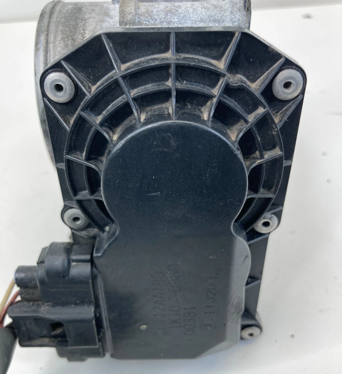 2005-2009 SUBARU OUTBACK 2.5L FUEL INJECTION THROTTLE BODY UNIT 16112AA180 OEM