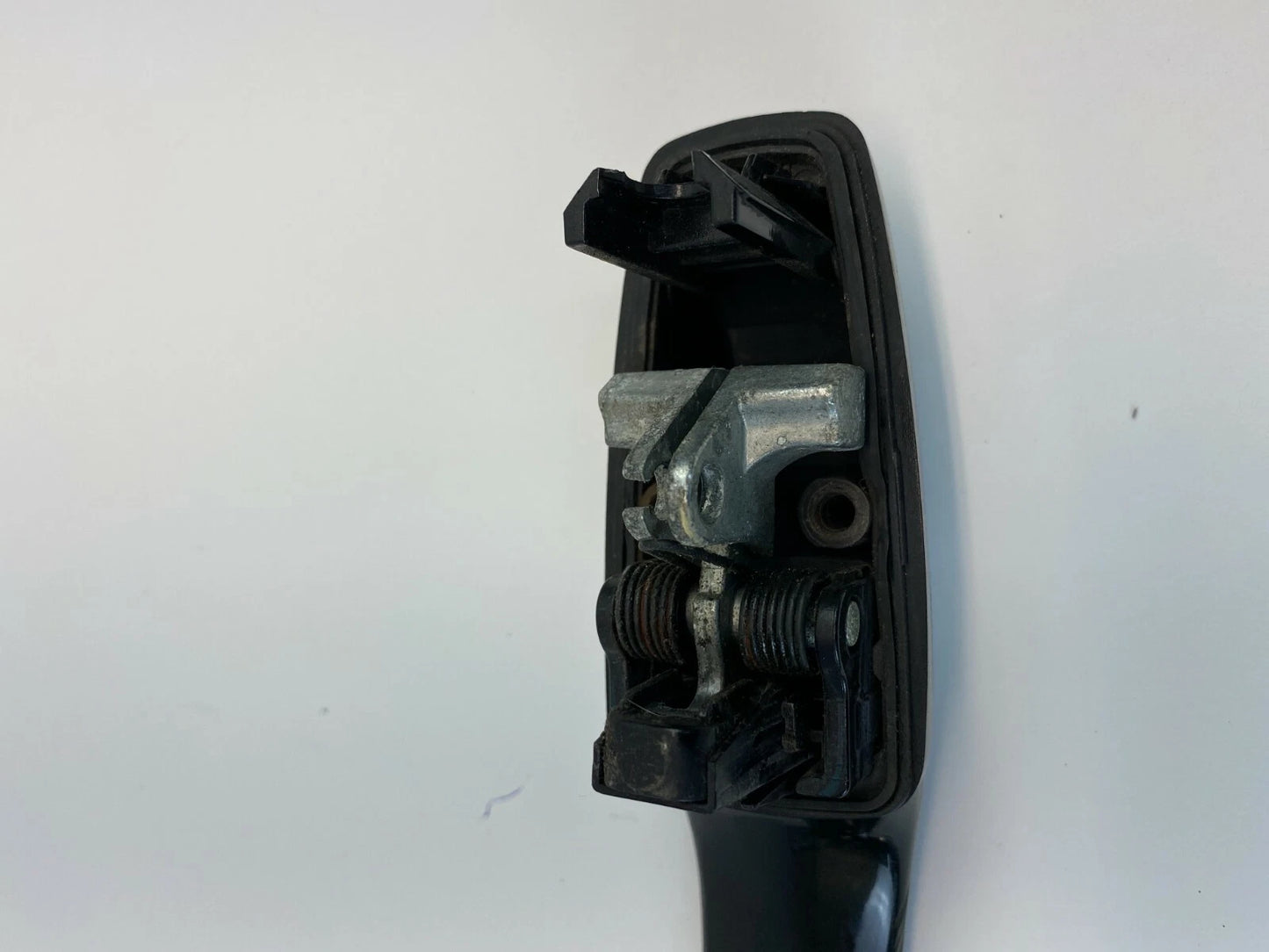 2008-2016 CHRYSLER TOWN & COUNTRY REAR LEFT EXTERIOR OUTSIDE DOOR HANDLE ASSY