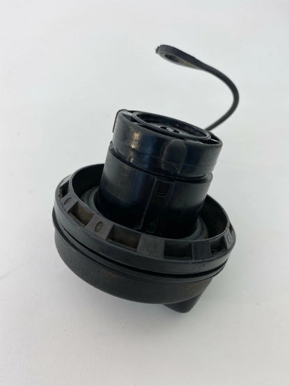 2000-2005 LINCOLN LS 3.0L SEDAN FUEL FILLER FILL TANK GAS CAP COVER LID OEM
