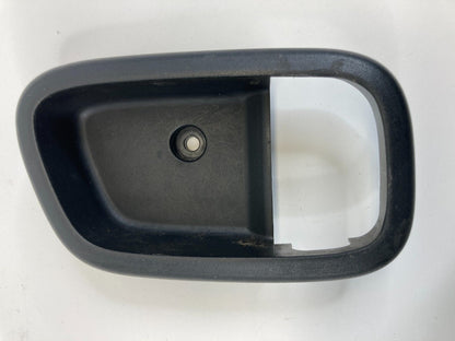 06-11 Hyundai Accent Sedan Front Right Side Inner Door Handle Bezel 82621-1E001