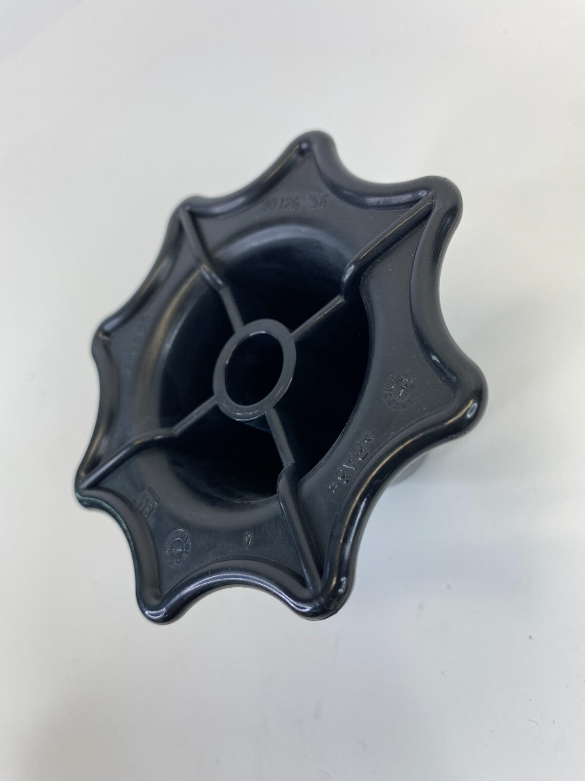 05-11 Saab 9-3 93 05-09 9-5 Spare Tire Wheel Bolt Nut Holder Retainer 90126756