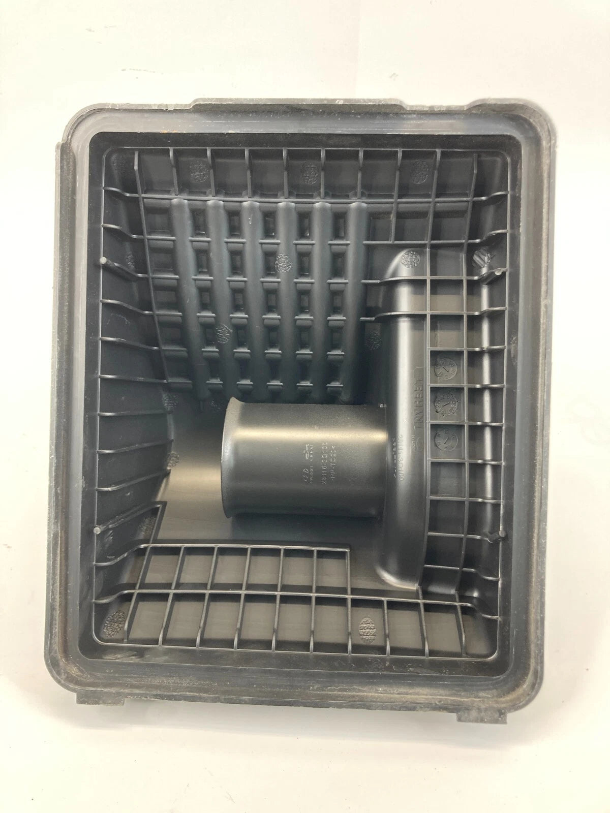 2012 2013 KIA OPTIMA 2.4L AIR INTAKE CLEANER UPPER LID COVER UNIT OEM 28111-3Q10