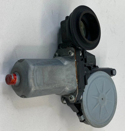 08-15 SCION XB 09-14 TOYOTA YARIS FRONT RIGHT DOOR POWER WINDOW MOTOR 8572035140
