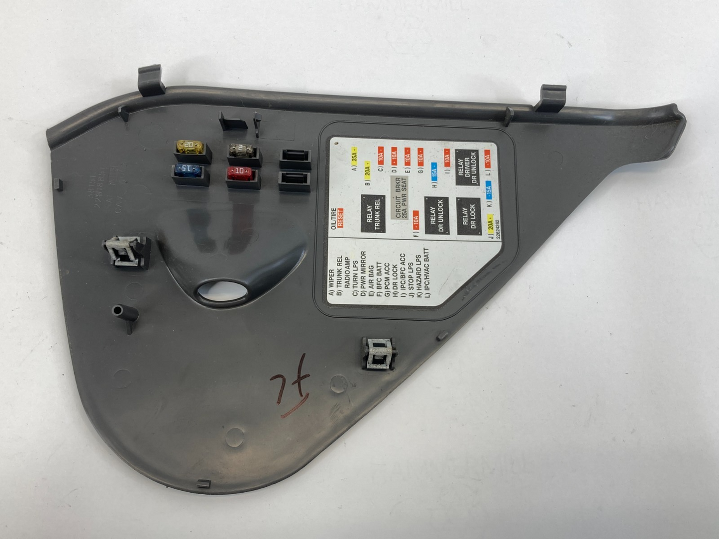 02-05 Pontiac Grand Am Front Left Side Dash Fuse Box End Cap Trim Cover 22618851