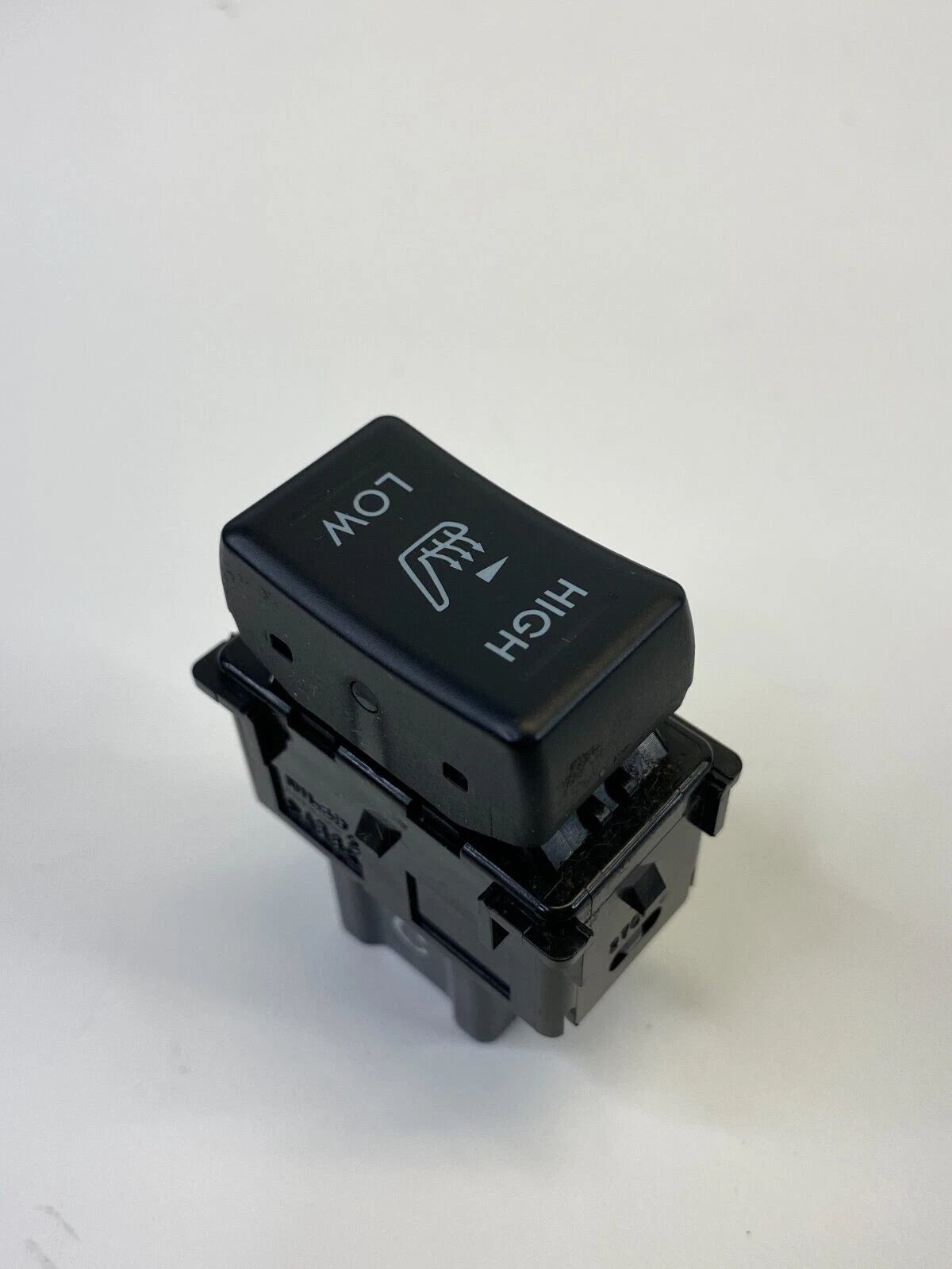 2010-2014 SUBARU LEGACY OUTBACK FRONT LEFT SIDE SEAT HEATED CONTROL SWITCH OEM
