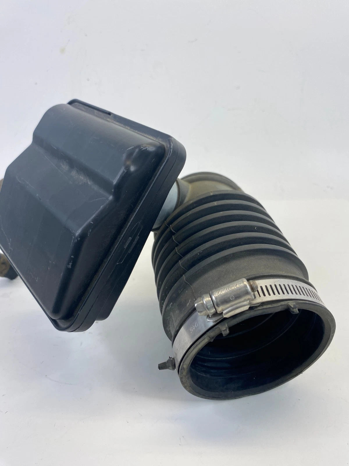 2013-2018 Nissan Altima 3.5L AT Air Intake Upper Hose Tube Pipe Duct Assy OEM