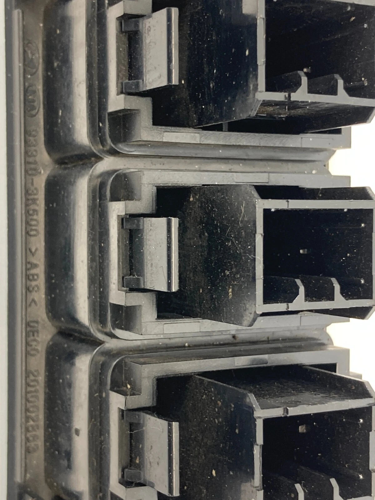 06 07 08 HYUNDAI SONATA DIMMER LIGHT SWITCH COVER BEZEL TRIM PANEL 93310-3K500