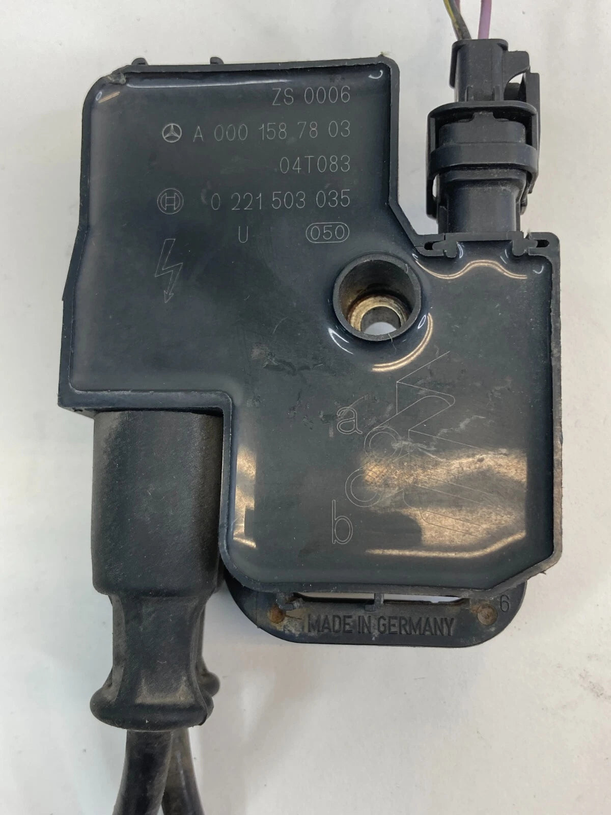 1998-2005 MERCEDES-BENZ E320 3.2L ENGINE IGNITION COIL INGITER A0001587803 OEM