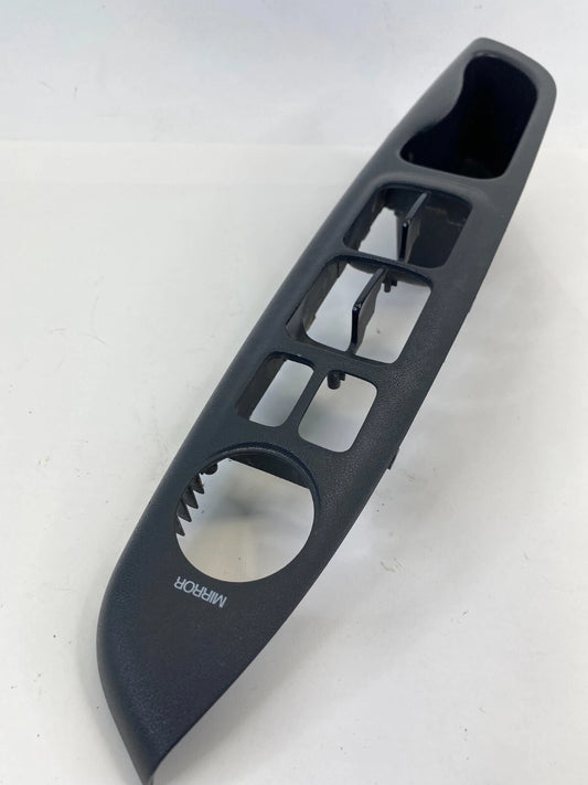 2006-2010 HYUNDAI ACCENT SEDAN FRONT LEFT MASTER WINDOW SWITCH BEZEL 82710-1E050