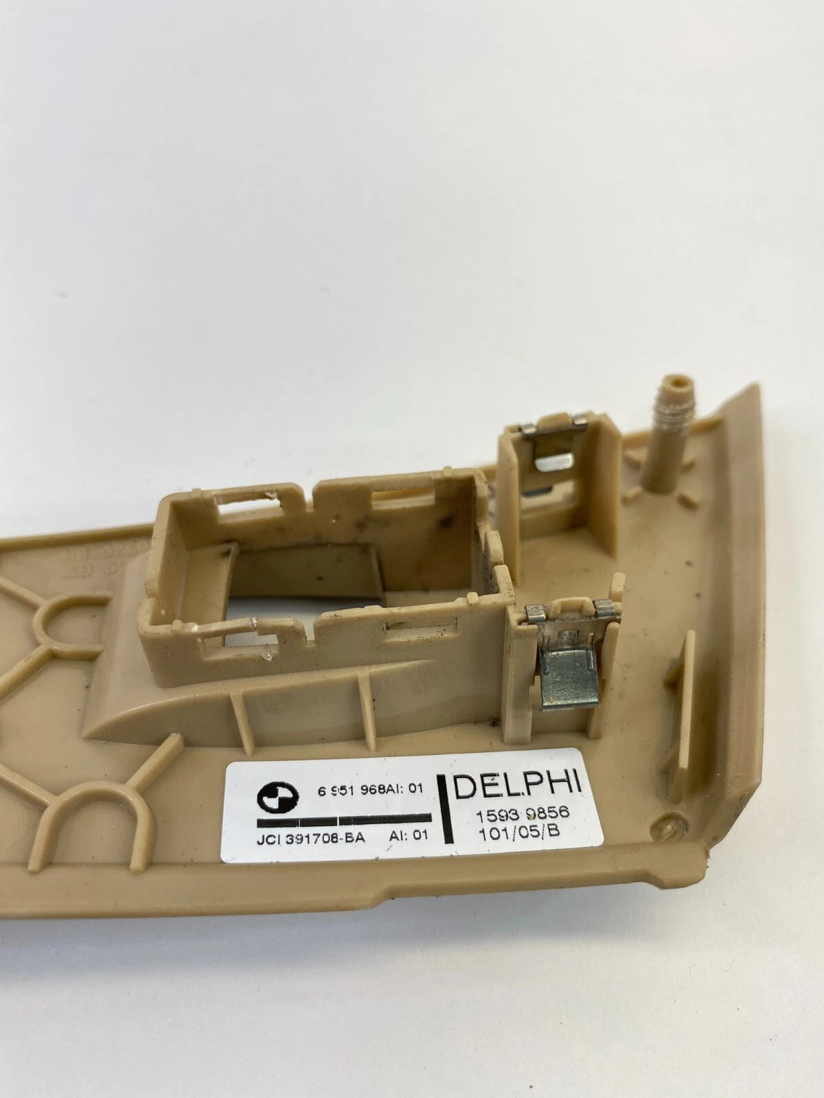 2004-2007 BMW 530I 525I REAR LEFT WINDOW SWITCH COVER TRIM BEZEL 15939856 OEM