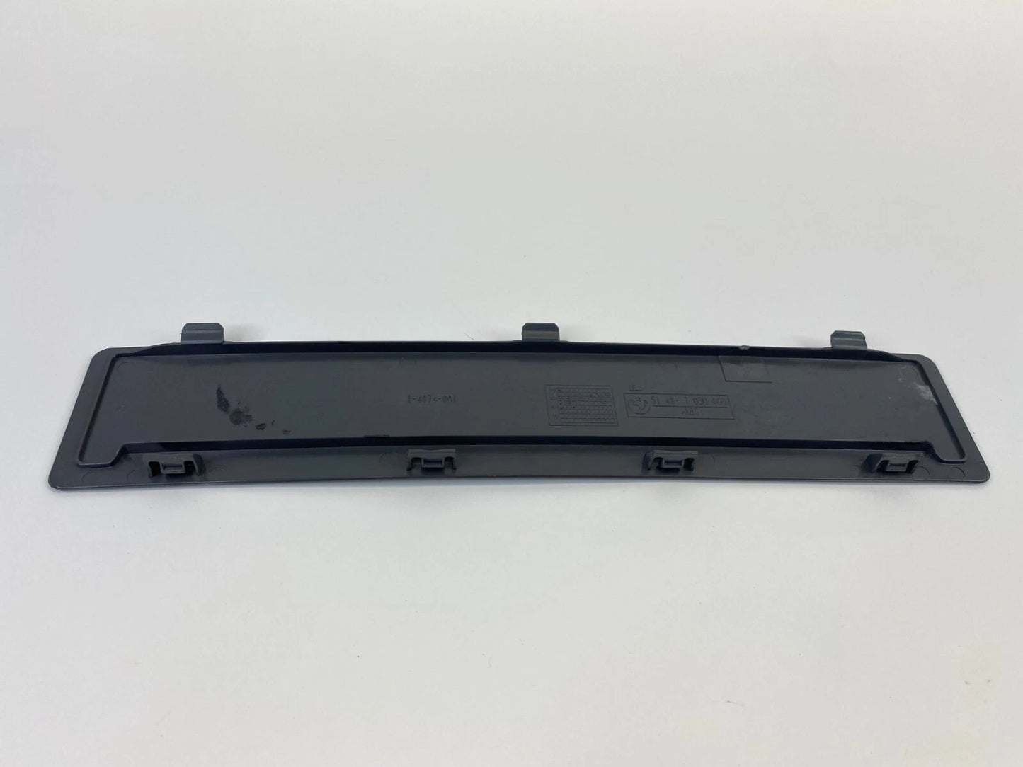 02-05 BMW 745I 745LI REAR TRUNK LID LIGHT ACCESS COVER BEZEL TRIM 51497030468