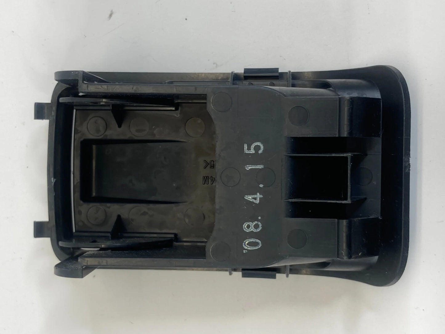 2007 2008 INFINITI G35 SEDAN REAR SEAT CHILD HOOK ANCHOR COVER 79980-JK000 OEM