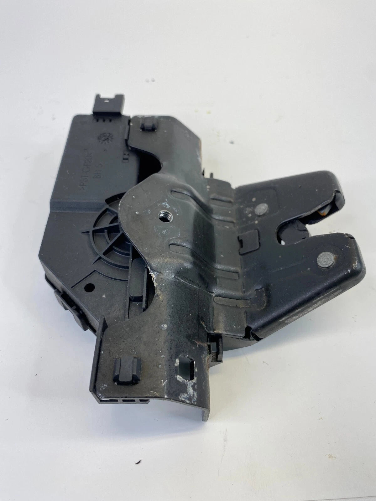 01 02 03 04 05 06 BMW 330XI SEDAN TRUNK LOCK LATCH RELEASE ACTUATOR ASSY OEM
