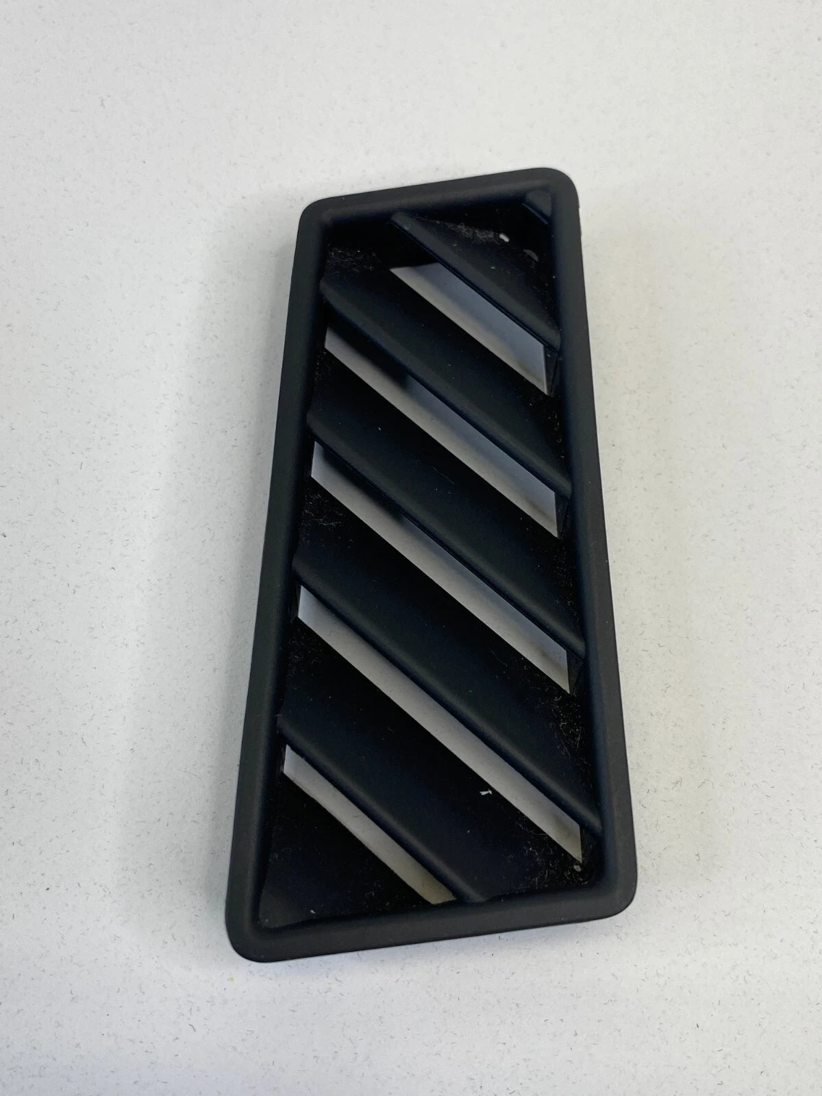 2002-2008 AUDI A4 QUATTRO S4 DASH LEFT A/C AIR VENT DEFROSTER GRILLE 8E0-819-793