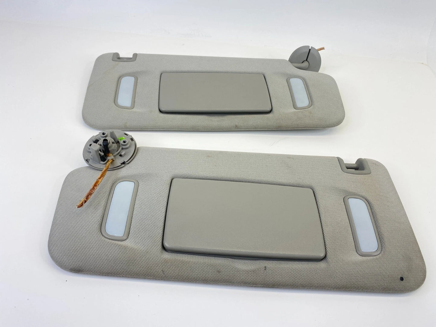 2010-2017 CHEVROLET EQUINOX GMC TERRAIN SUNVISOR SUN VISOR SET LEFT & RIGHT