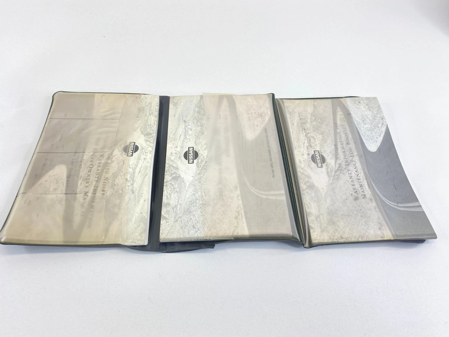 2000 00 NISSAN ALTIMA GXE OWNERS MANUAL WARRANTY INFORMATION BOOKLET SET W/ CASE