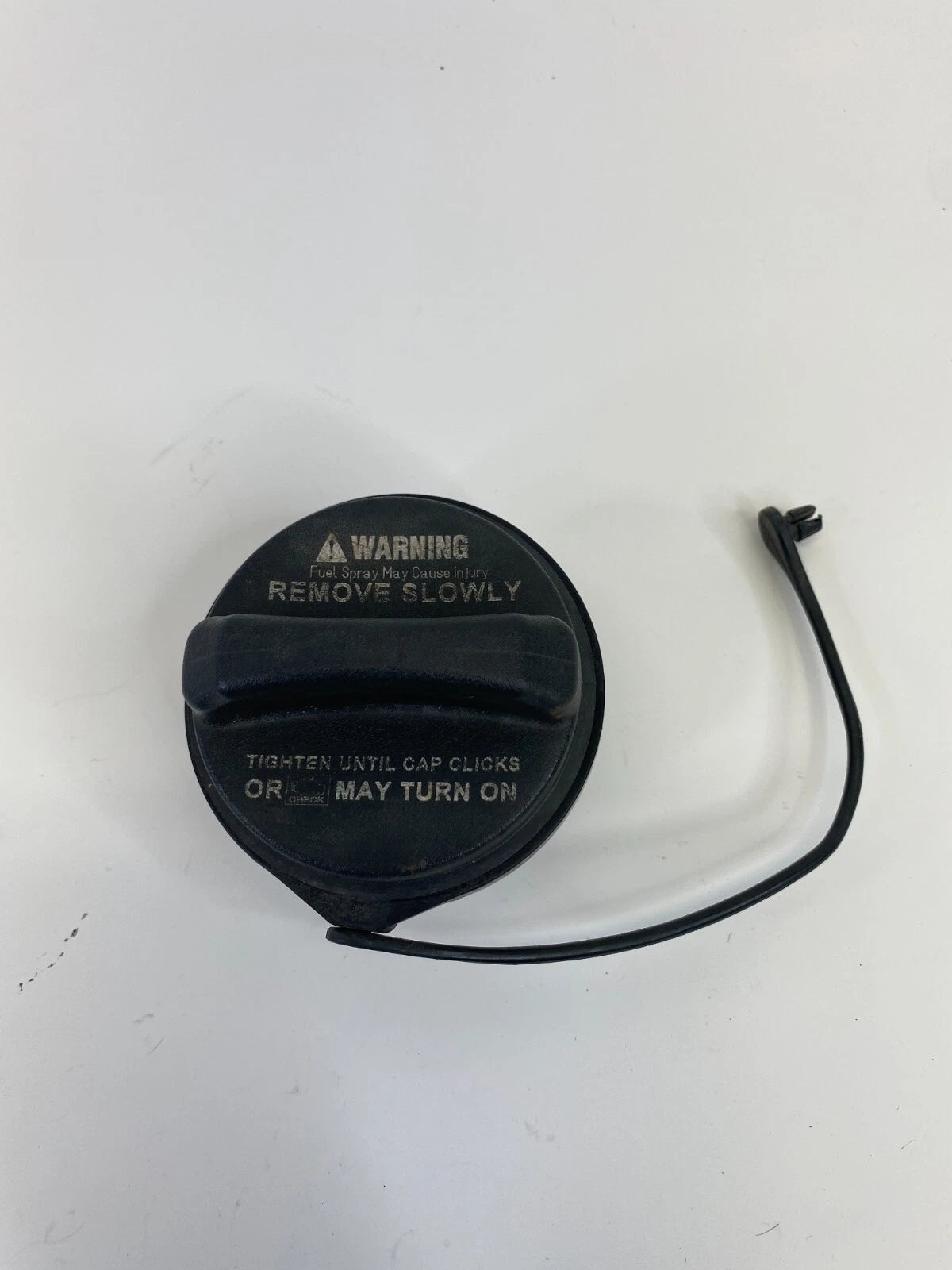 2009 2010 2011 KIA BORREGO FUEL FILLER GAS TANK CAP LID COVER OEM