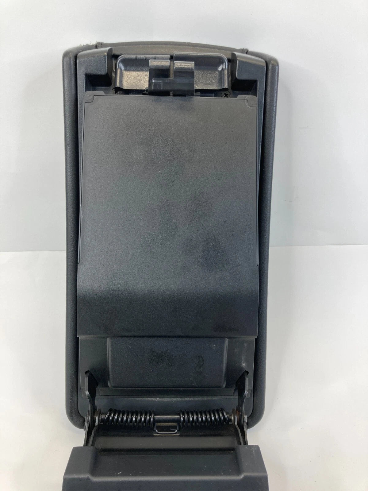 2007-2012 NISSAN ALTIMA CENTER CONSOLE ARM REST ARMREST LID COMPARTMENT 2388392