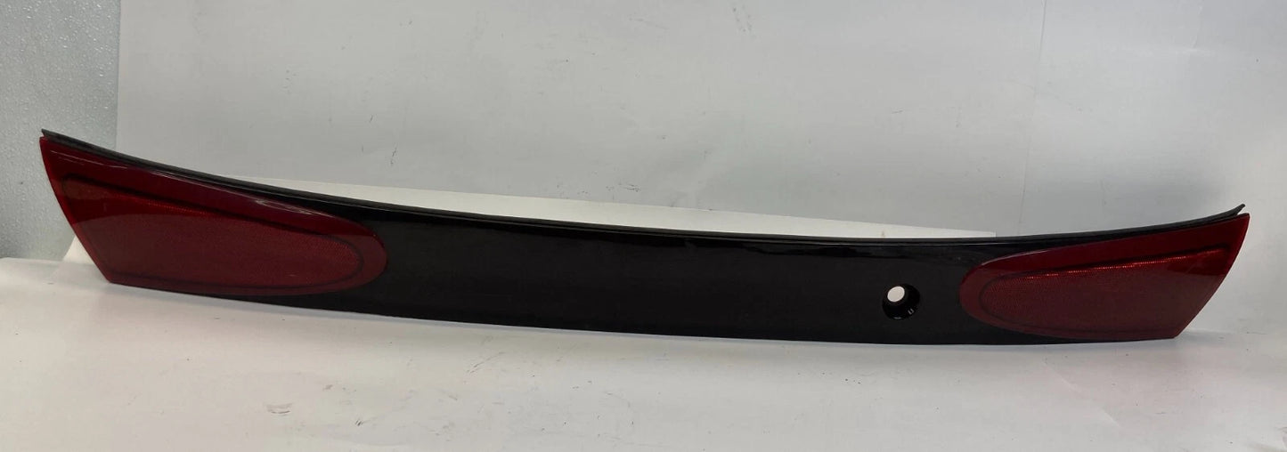 1997-2002 FORD ESCORT SEDAN REAR CENTER TRUNK LID TAIL LIGHT FINISH PANEL OEM