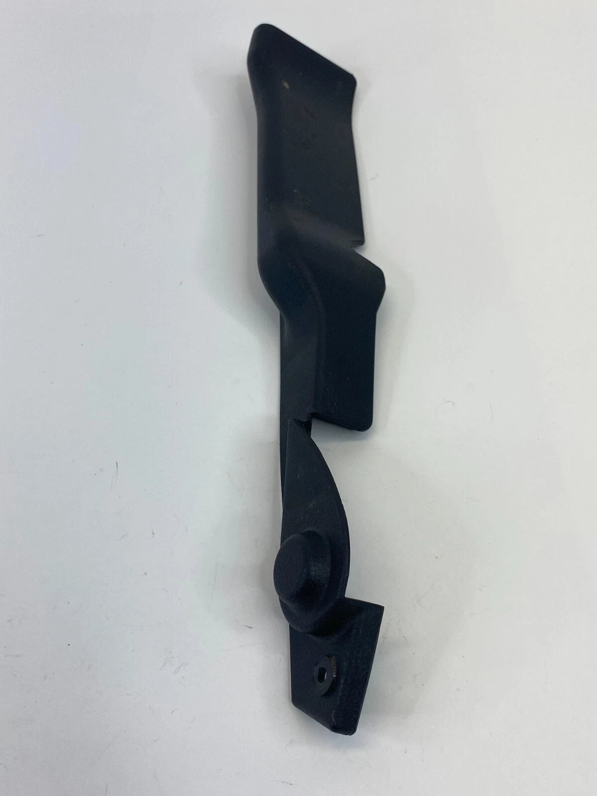 11-16 HYUNDAI ELANTRA LEFT DRIVER SEAT TRACK RAIL FINISH COVER TRIM 88195-MD520