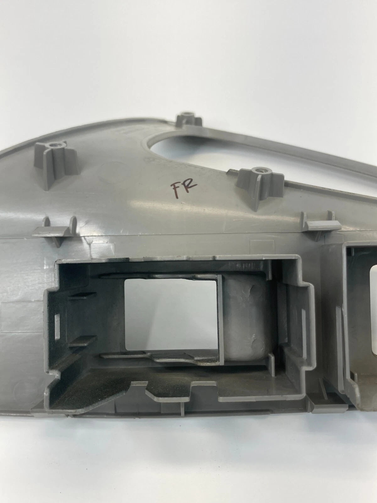 2007-2009 TOYOTA CAMRY FRONT RIGHT PASSENGER SIDE WINDOW SWITCH TRIM BEZEL OEM