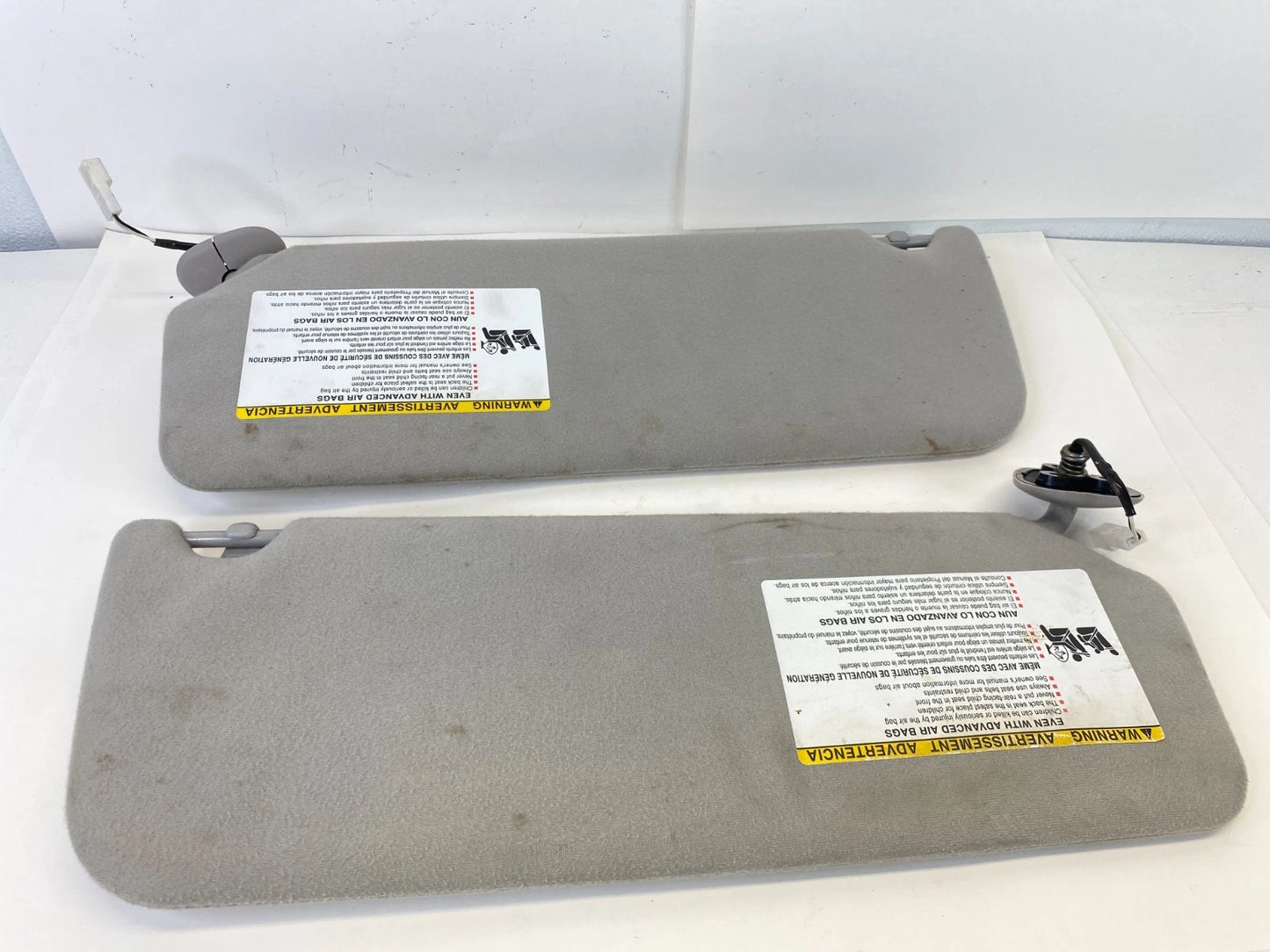 2005-2010 TOYOTA SIENNA LEFT & RIGHT SUNVISOR SUN VISOR SHADE PAIR SET OEM