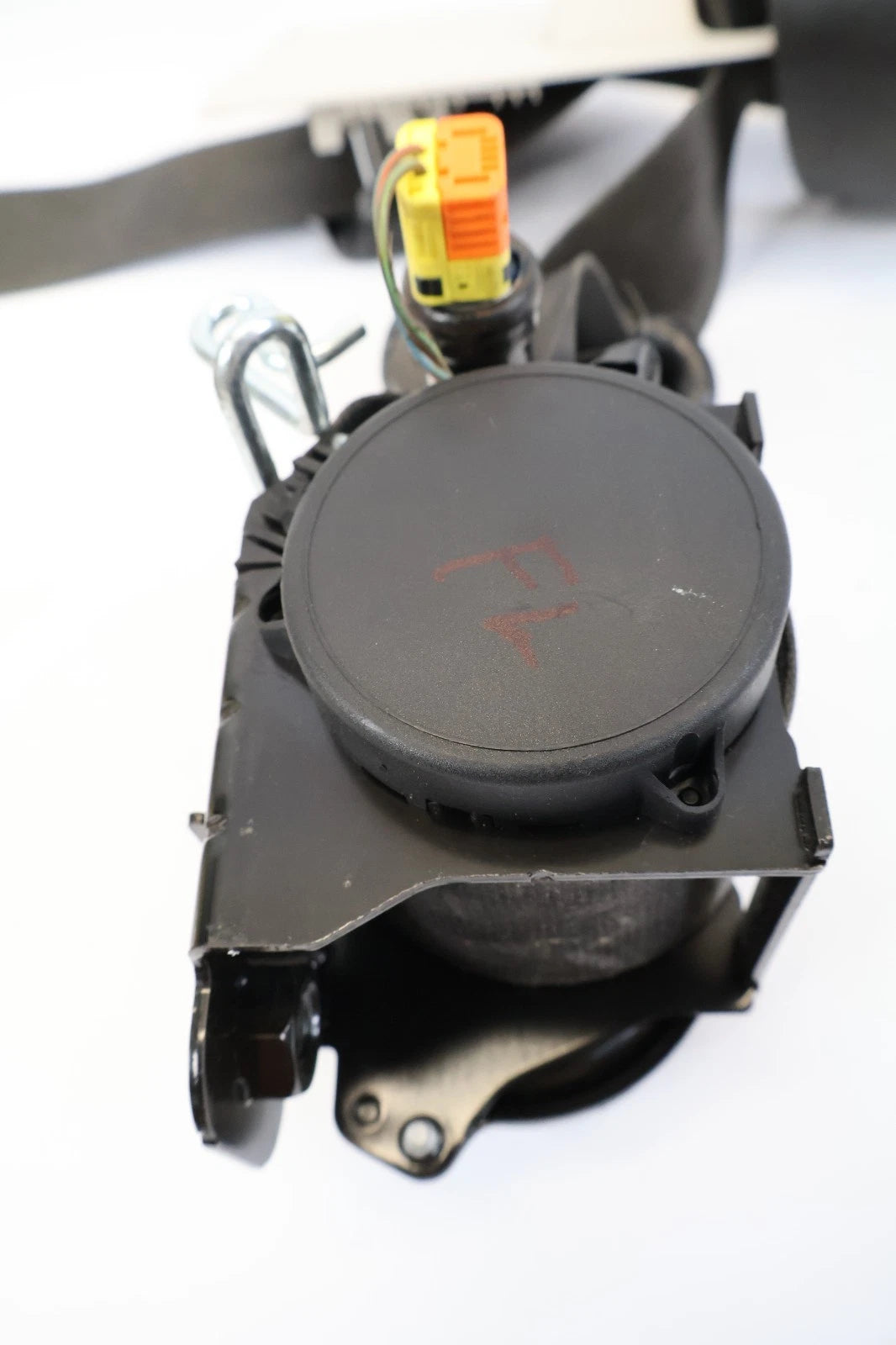 2015-2018 FORD FOCUS DRIVER LEFT SEAT BELT RETRACTOR ASSEMBLY OEM DM51-61295-DFW