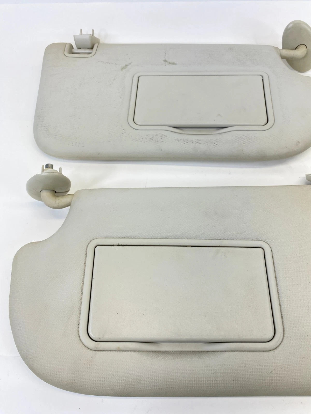 2013-2019 FORD ESCAPE SUN VISOR SET PAIR LEFT RIGHT LIGHTED MIRROR OEM
